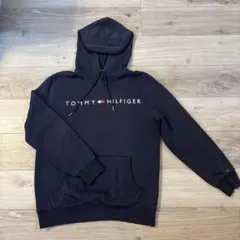 TOMMY HILFIGER ネイビー パーカー