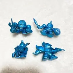 SDガンダム ガン消し ブルー メタリック 4体　当時物 消しゴム フィギュアのサムネイル