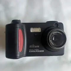 Nikon COOLPIX 800 デジタルカメラ　ジャンクのサムネイル