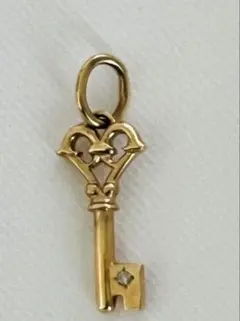 agete K10 ダイヤモンド0.03ct キーモチーフ ハート チャーム 鍵