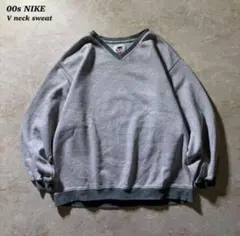 00s NIKE Vネックスウェットセンタースウッシュ古着カーキグレーCBOY