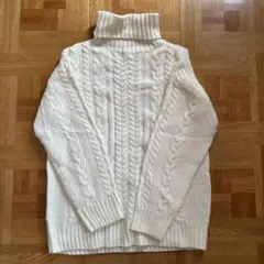 LIL VENDARS Lサイズ 白タートルネックセーター