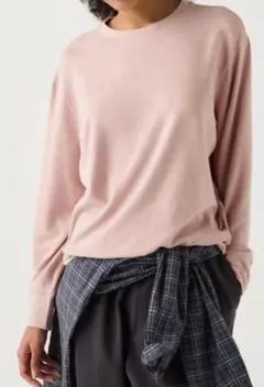 ユニクロ　ソフトニットフリースクルーネックT