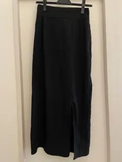 kastane スリットIラインスカート（ブラック）