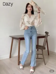 Dazy フラワープリントラップブラウス