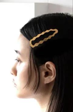 clinq ヘアピン　ヘアクリップ　トゥモローランドのサムネイル