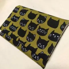 ハンドメイド　診察券も入る　お薬手帳ケース　アニマル柄　猫　黒ネコ　マスタード