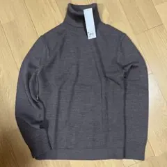 メリノタートルネックセーター