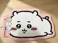 ちいかわ　ハチワレ インテリアマット