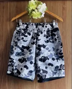 ☆ Champion カモ柄 ショートパンツ M ハーフパンツ 総柄 迷彩のサムネイル