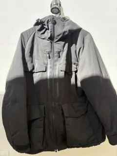 ユニクロ　ハイブリッドダウンオーバーサイズパーカ　ホワイトマウンテニアリング