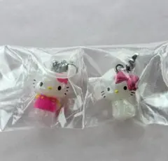 ハローキティ めじるしアクセサリー　　 ２個セット