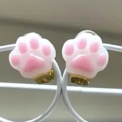 Item thumbnail for item 9407c62b-7183-4082-992e-3bf7bcc5b8bf