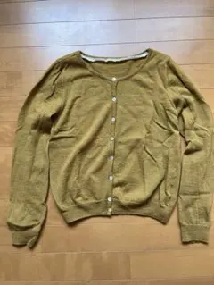 マスタードカラー 長袖カーディガン　earth music&ecology