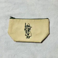 ムーミン スナフキン 刺繍 ポーチ ベージュ グリーン 小物入れ