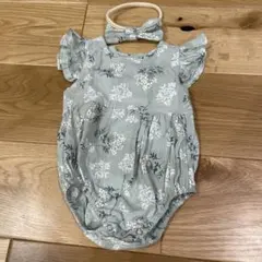 花柄ロンパース ヘアバンド付き　70㎝