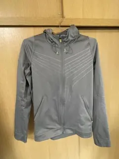 NIKE グレー ストレッチジャケット フード付き