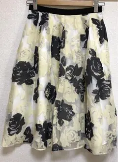 雑誌掲載アイテム　JUSGLITTY オパールローズタックフレアスカート