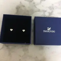 【スワロフスキー】ピアス