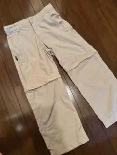 Columbia シルバーリッジIV コンバーチブルパンツ 半ズボンに変形可能
