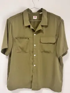 リーバイス Levi’s 半袖シャツ　オリーブ