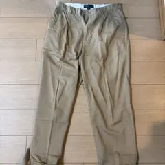 ベージュ プリーツ入り チノパン