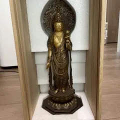 釈迦如来坐像 3寸 #488#325#205 宝塔奏楽飛天 円台座◇白檀木彫仏像 