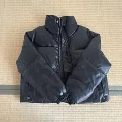 フェイクレザーハイネックショートダウンジャケット