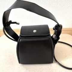 ブラックボックス型ショルダーバッグキューブ2way