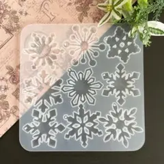 【2116】シリコンモールド 雪の結晶（大） 700円