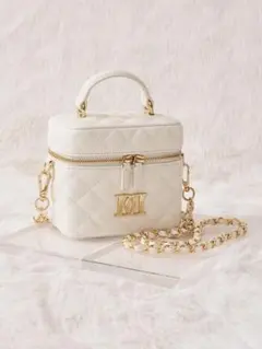 2025年最新】darich キルティングスクエアミニバッグの人気アイテム