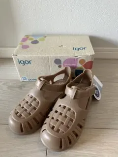【新品】igor TOBBY (トビー) taupe 29size 18cm