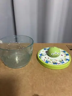 リトルグリーンメン　エイリアン　小物入れ