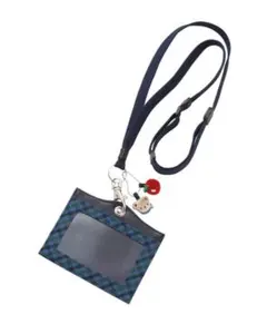 【ファミリア】完売品　ネームホルダー　青チェック