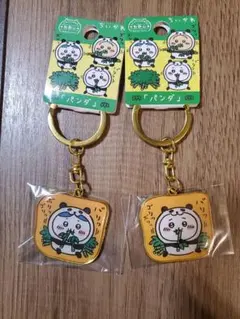 新品未開封　ご当地キーホルダー　和歌山限定　パンダ　ハチワレ　ちいかわ