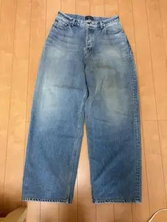 BALENCIAGA large baggy denim jeansデニムのサムネイル
