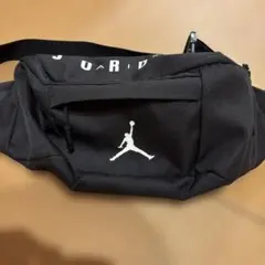 Jordan ボディバッグ ウエストポーチ ブラックのサムネイル
