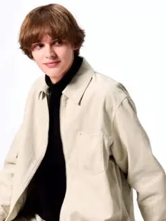 GU コーデュロイジップアップシャツ