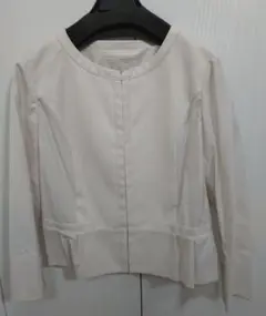 anySiS エニィスィス ノーカラージャケット 薄手 アイボリー