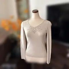 INDIVIビーズ刺繍 ベージュ 長袖カットソーS Sのサムネイル