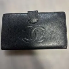 キャビアスキン　がま口　CHANEL レザー 長財布　フラップ　二つ折り　ココ