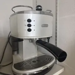 DeLonghi エスプレッソ・カプチーノメーカー ECM300J-E クリーム