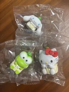 サンリオ　シュウマイ　ハローキティ　シナモロール　けろっぴ 3個セット　ガチャ