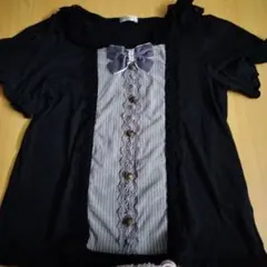 アクシーズファム飾り付きTシャツ