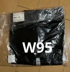 新品未使用　ユニクロ　感動パンツ　ブラック　スラックス 95x76サイズ