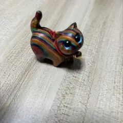 大阪万博 スーダンパビリオン 猫 置物 レインボー 鈴付き