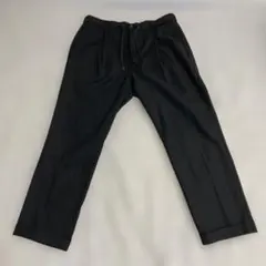 hare スラックス