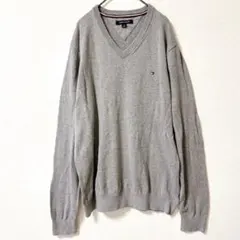 トミーヒルフィガー Vネックニット ワンポイントロゴ コットン　 グレー Mのサムネイル