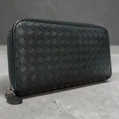 x39 ボッテガヴェネタ　ブラック　長財布　イントレチャート　ラウンドファスナー