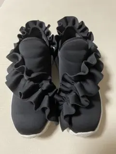 アンドラブ♡＆LOVE ♡フリルのLOVEスニーカー ブラック♡